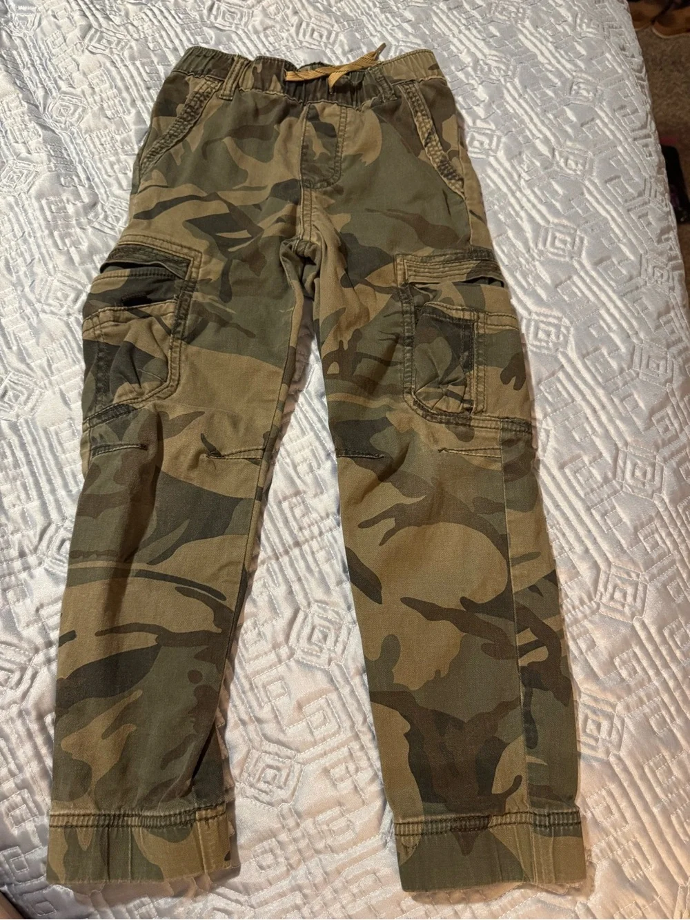 Camo Cargo Pants with Elastic Ankles size 7 slim